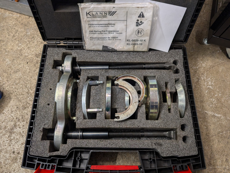 Werkzeugkoffer Feder Federspanner VW Audi